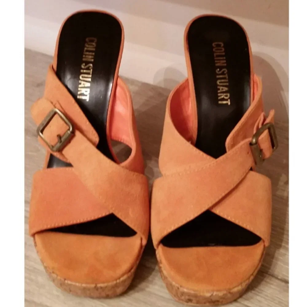 Colin Stuart Victoria's Secret Orange Suede Platform Heels 7 - Picture 4 of 7
